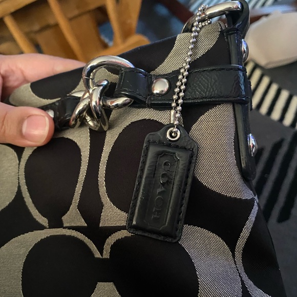 COACH SATCHEL KRISTEN SIGNATURE Monochrome - Picture 4 of 9